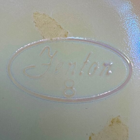 Fenton Pearly Sentiments Opaline Iridescent Heart Shaped Glass Trinket Box 4" - Picture 3 of 10